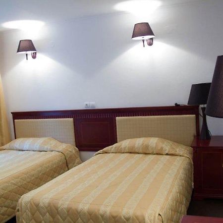 Casa Octavian Hotel Sucevita Bagian luar foto